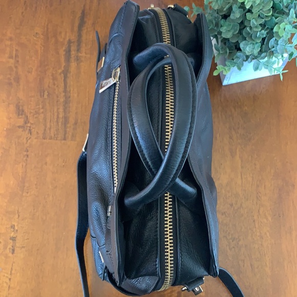 BOTKIER black leather tote bag purse with crossbody strap✨ - Picture 4 of 9